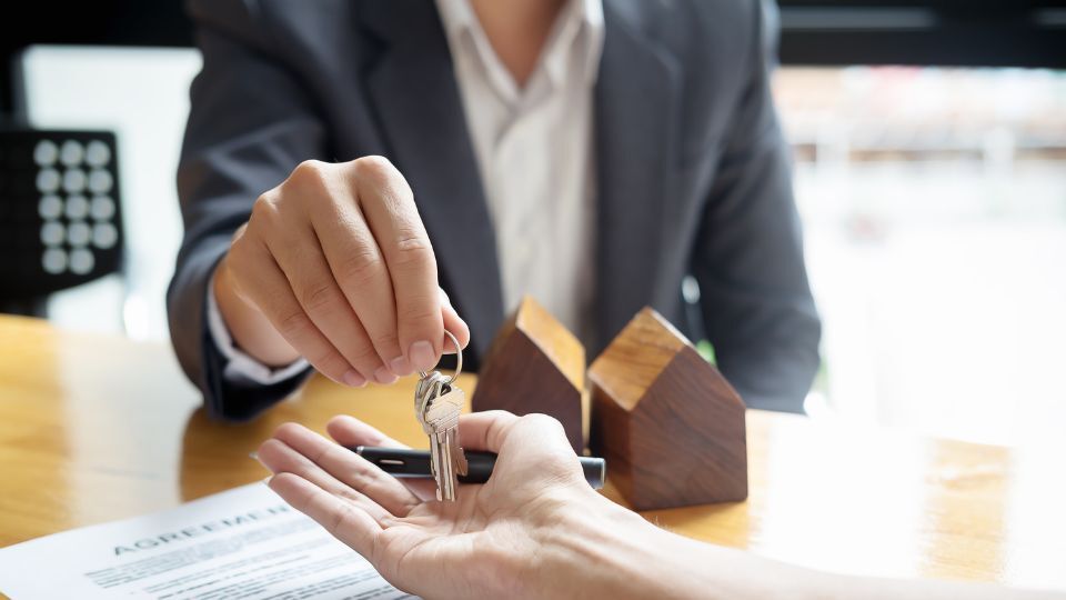 Untitled design 21  The Ins and Outs of Real Estate Closing:<br> A Buyer's Guide to Acquiring a New Home